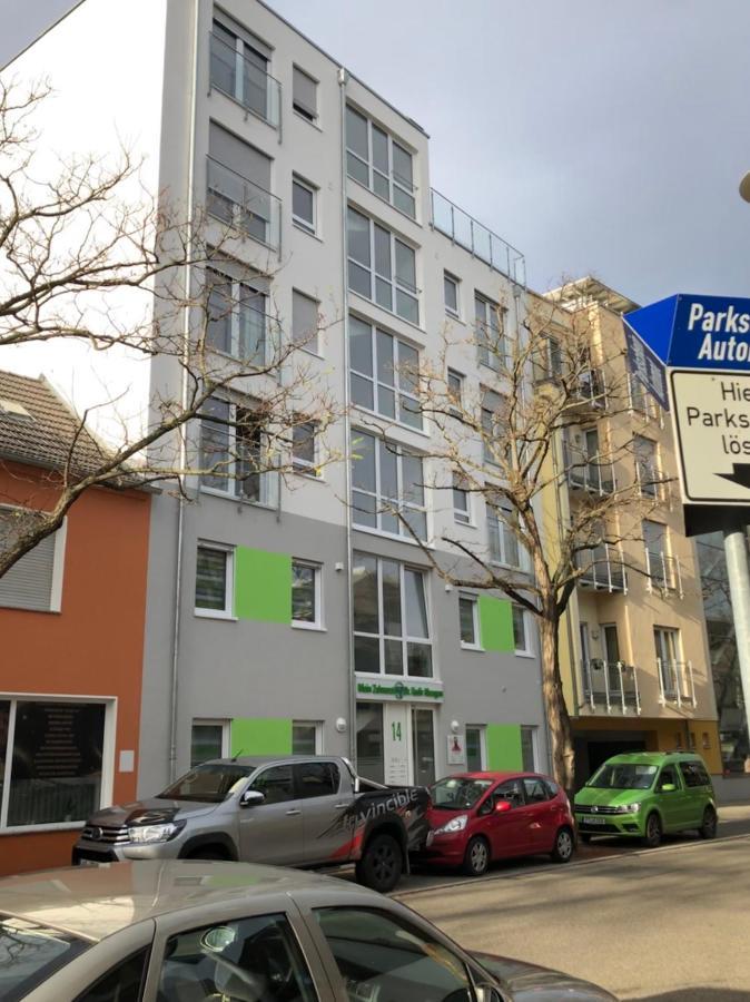 Panorama Penthouse Apartment Mit Klima Und Whirlpool Fuer Bis Zu 6 Personen Frankenthal (Rhineland-Palatinate) Exterior foto