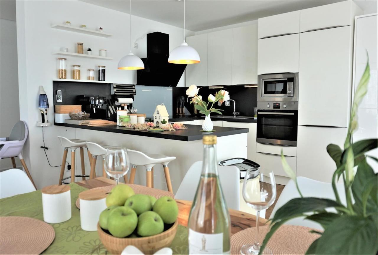 Panorama Penthouse Apartment Mit Klima Und Whirlpool Fuer Bis Zu 6 Personen Frankenthal (Rhineland-Palatinate) Exterior foto
